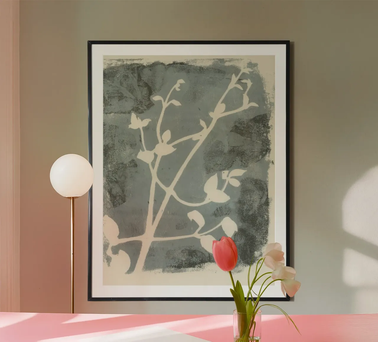 botanical reminiscences 2 - greyblue poster con telaio in legno da IRIS LEHNHARDT FINE ART