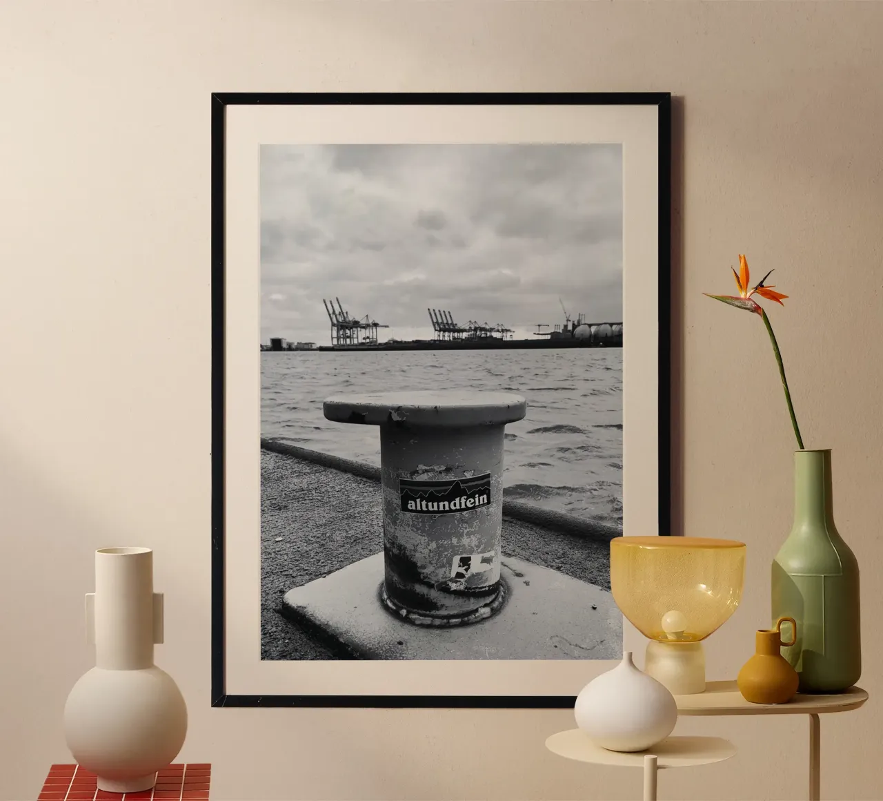 Hamburg | Landungsbrücken | Poller poster con telaio in alluminio da DigiWunderwerk