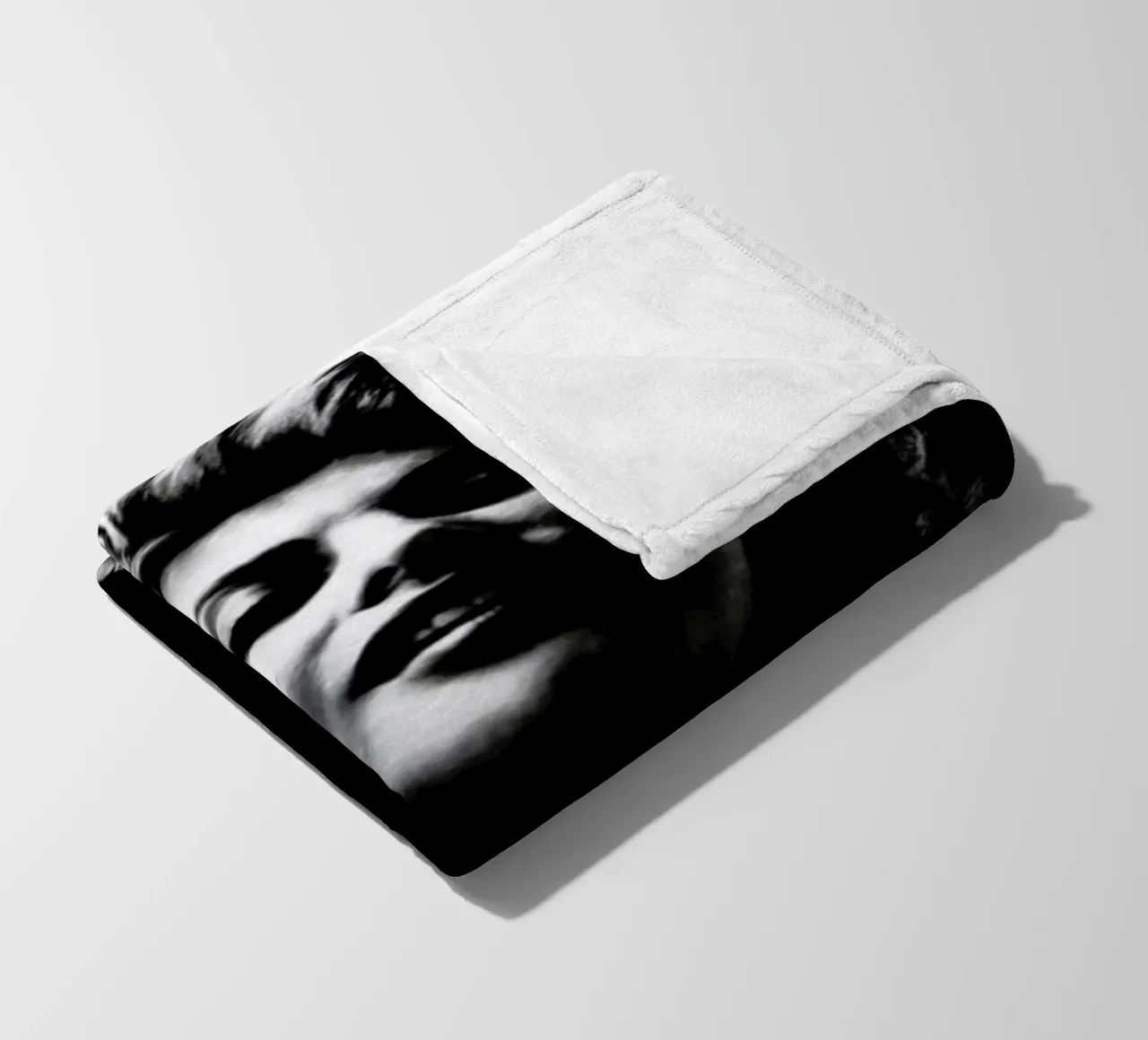 Sophia Loren Portrait coperta in pile da Gallery Print and Art Limited