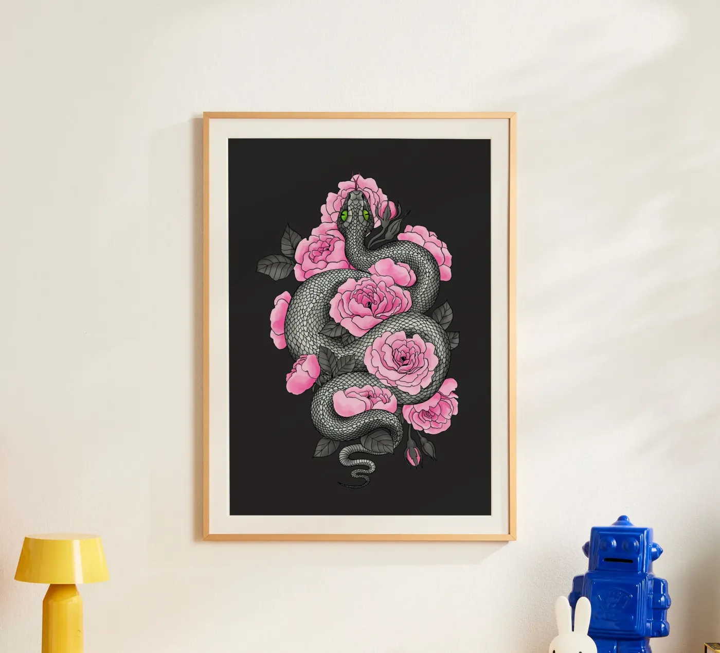 Serpenti e rose rosa poster da Painted Nature