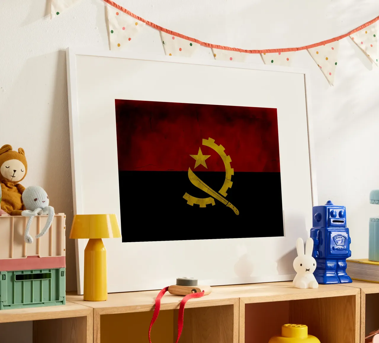 Bandiera d'epoca dell'Angola poster da Joshua A Holmes