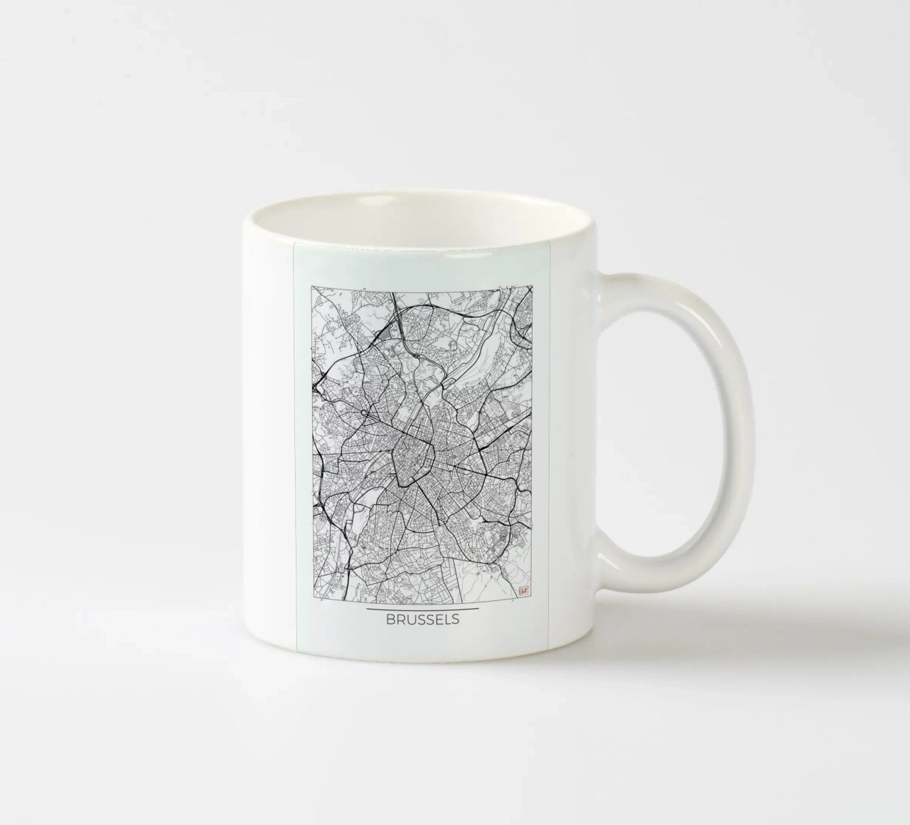 Brussels Minimal tazza in ceramica da Hubert Roguski