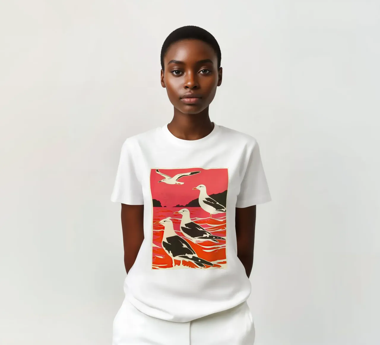 Zeemeeuwen in de zee Golf II t-shirt van DaarbyN