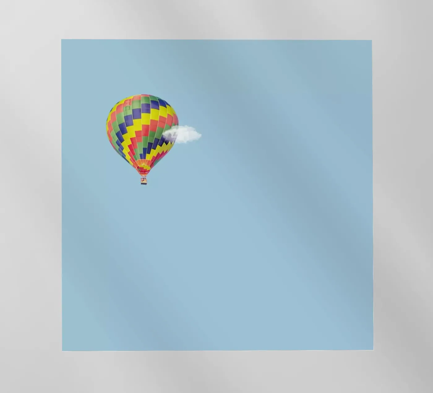 Up There pellicola backlit da Rafael Burato