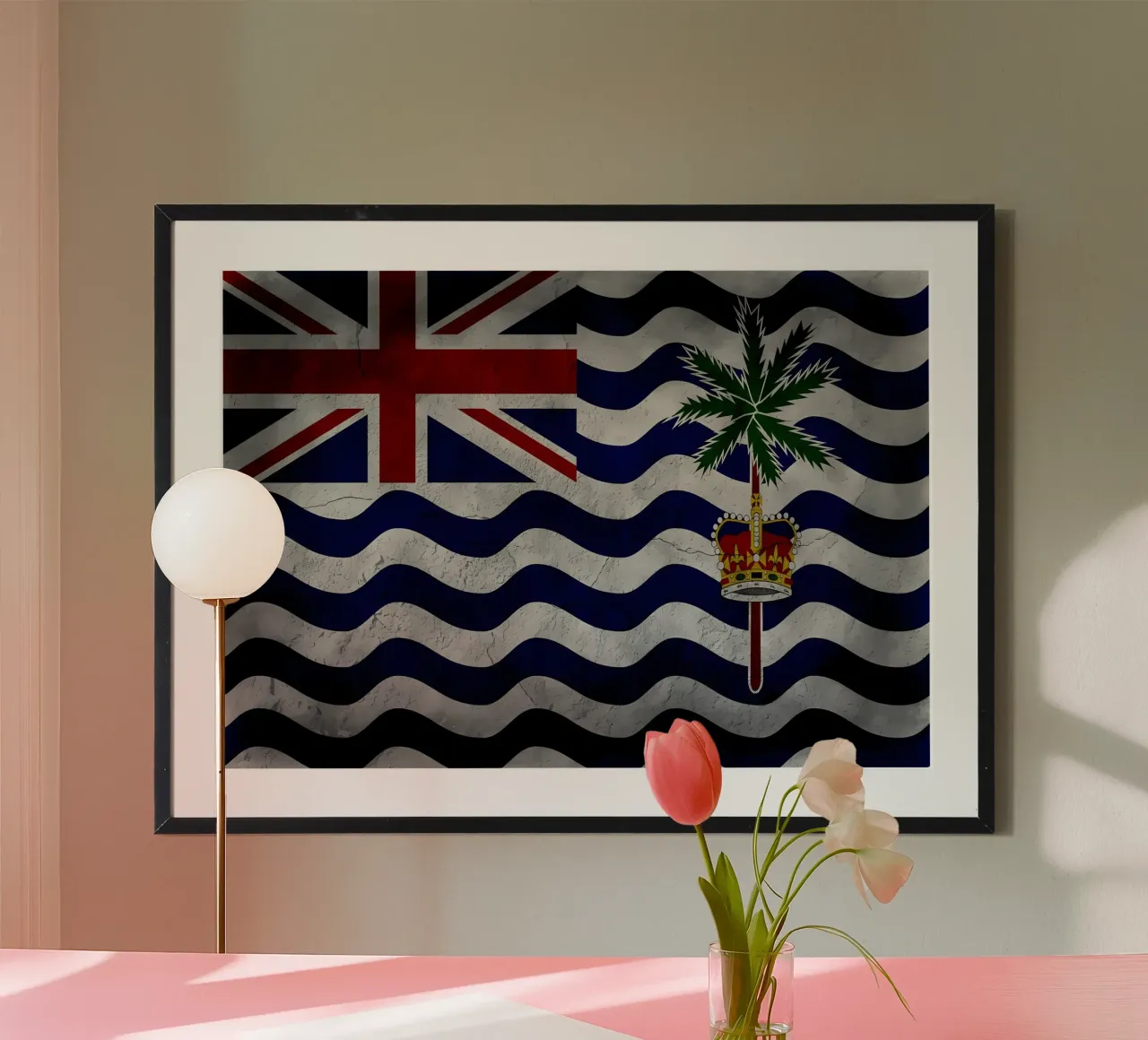 Bandiera d'epoca dell'Oceano Indiano britannico poster con telaio in legno da Joshua A Holmes