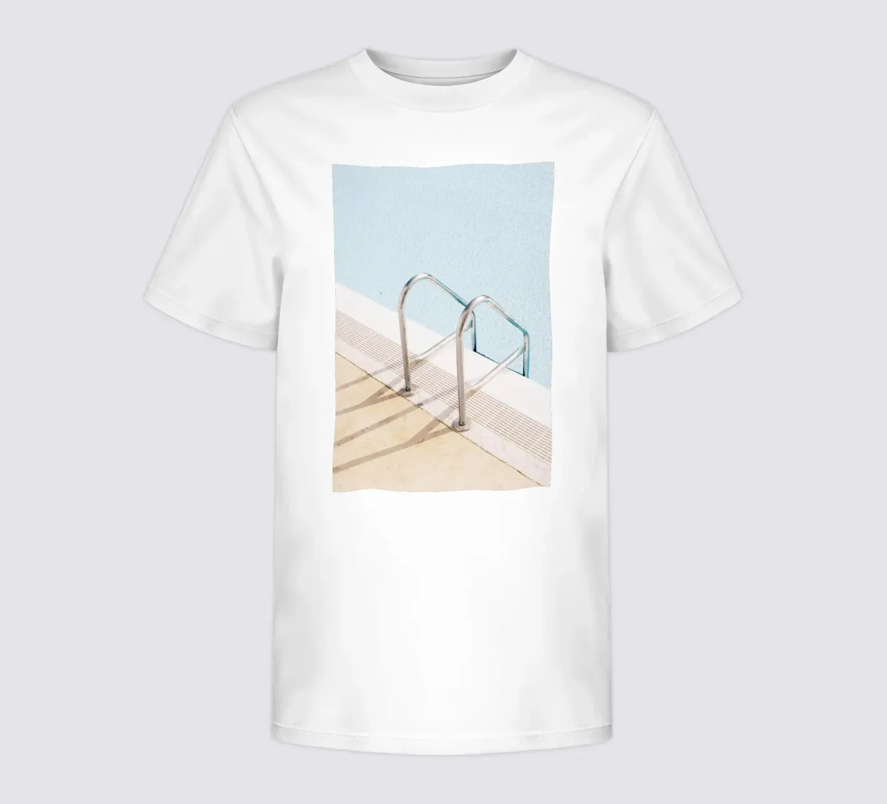 Poolside kinder t-shirt van Picture On The Fridge