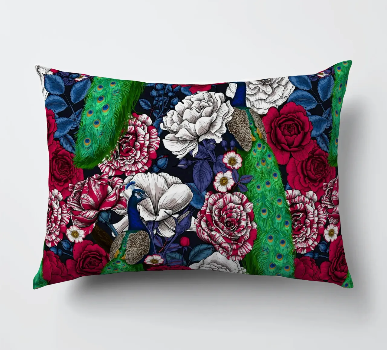 Pavoni nel roseto cuscino da Painted Nature
