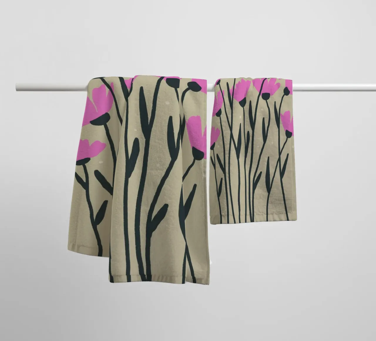 Fiori rosa asciugamano da bagno da Wackapacka