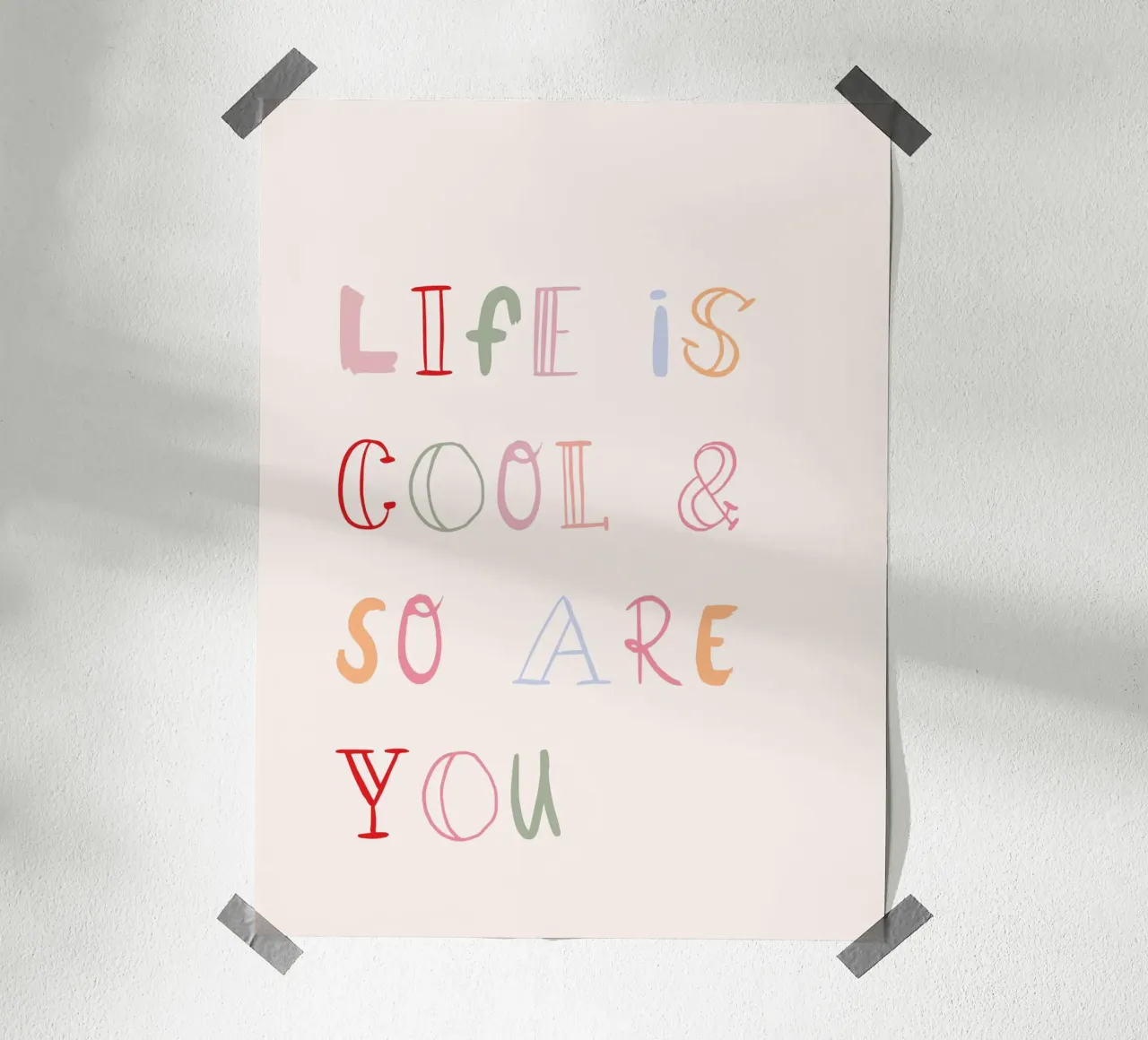 Cool poster con telaio in plastica da KRUTH DESIGN