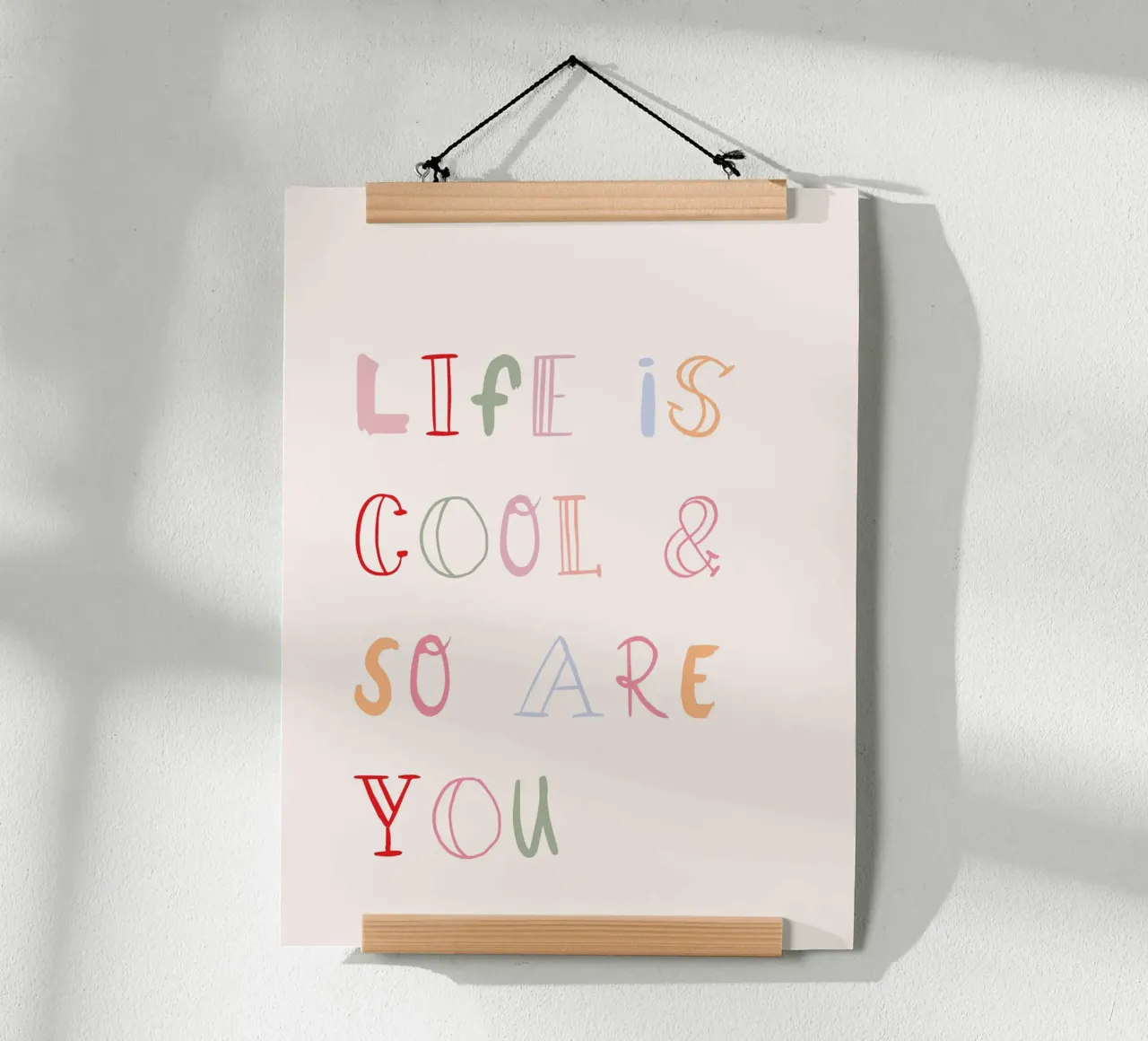 Cool poster con telaio in plastica da KRUTH DESIGN