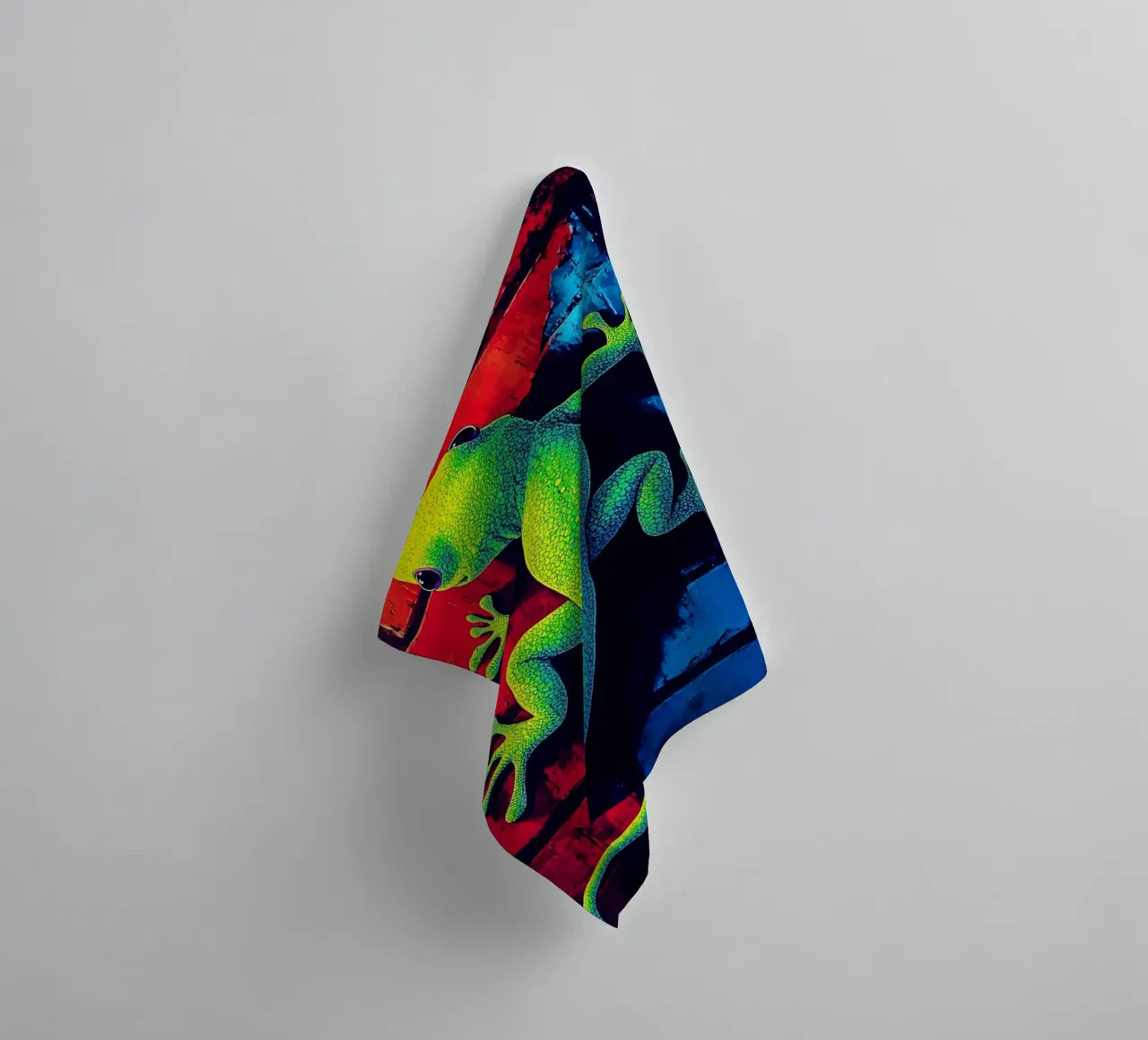 Geco sul muro - Pop Art asciugamano da bagno da ColorCrash Gallery