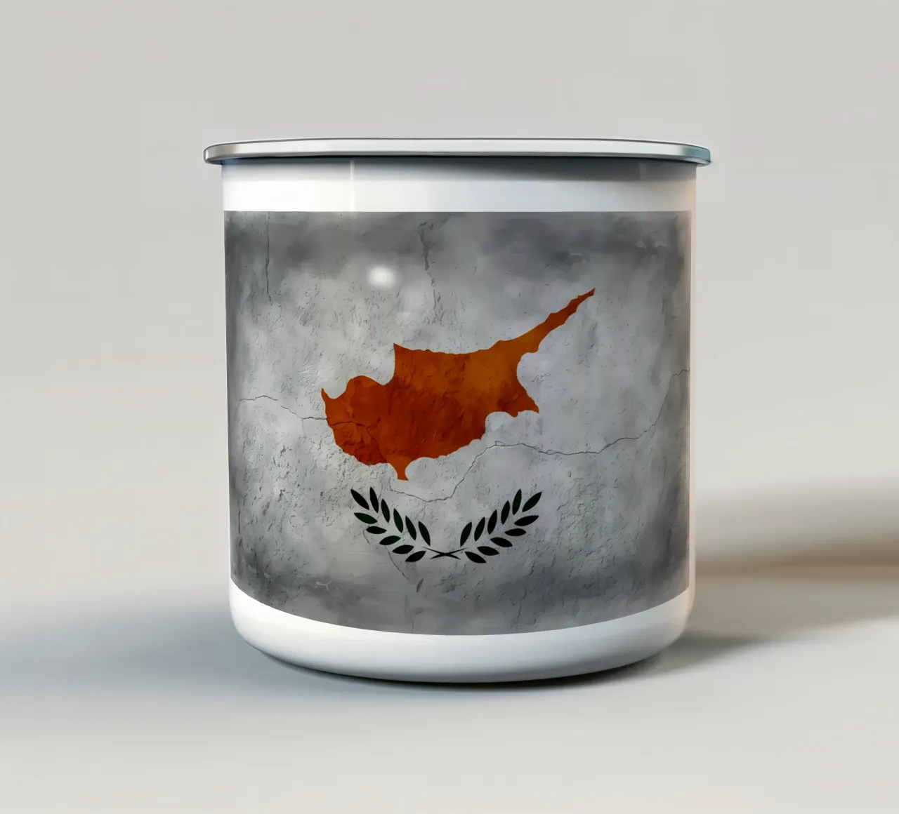 Bandiera d'epoca di Cipro tazza in smalto da Joshua A Holmes