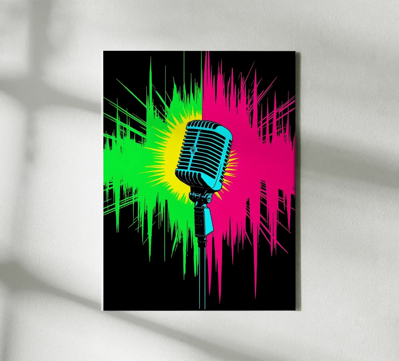 Mikrofon - Pop Art Leinwand mit Schattenfugenrahmen von ColorCrash Gallery