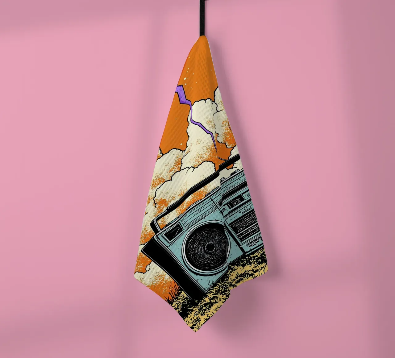 Boombox Energy - Pop-Art Geschirrtuch von ColorCrash Gallery