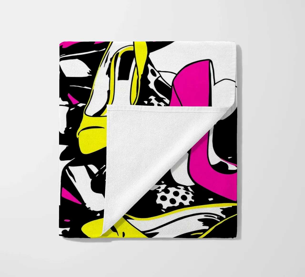 Pila di tacchi - Pop Art telo mare da ColorCrash Gallery