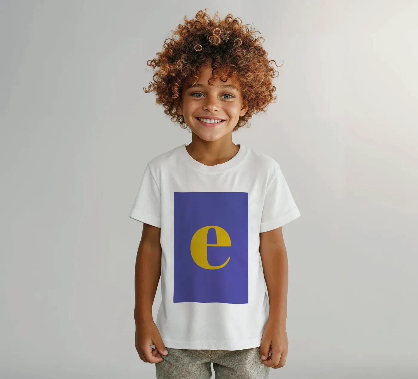 Blue Letter E t-shirt bambini da Studio One