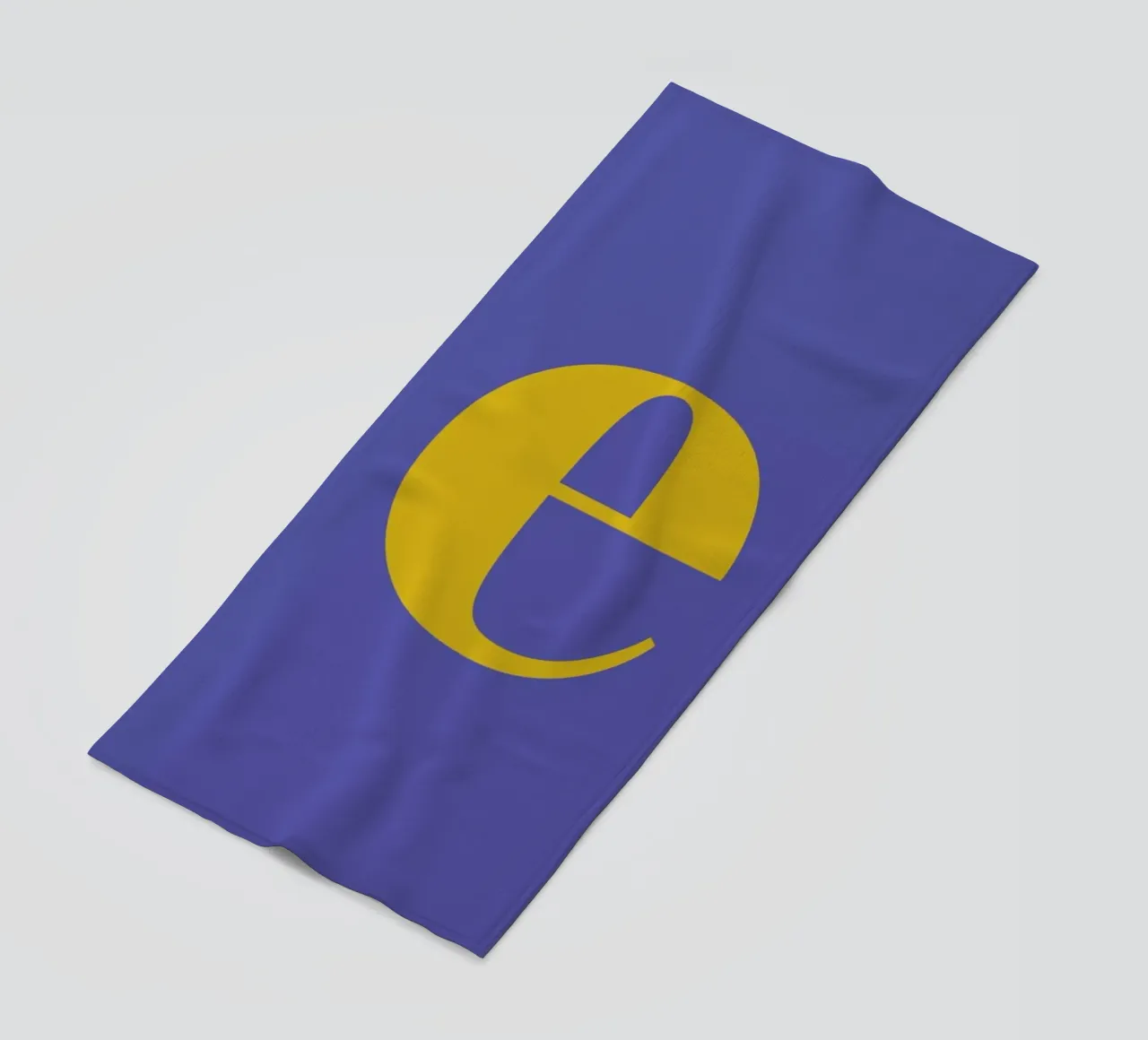 Blue Letter E telo mare da Studio One