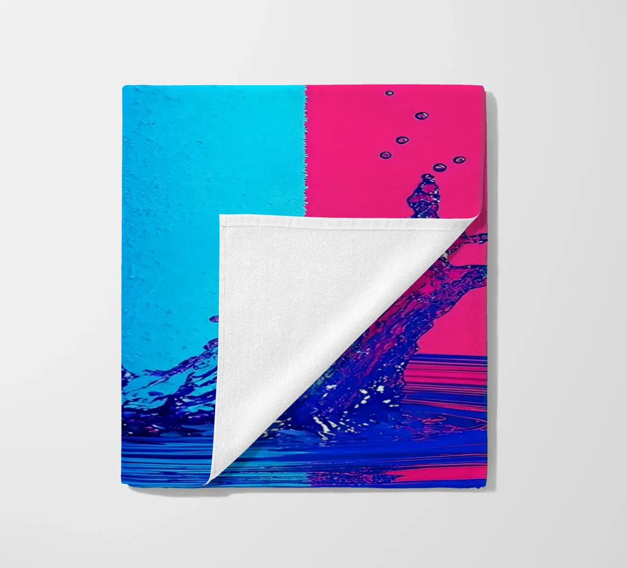 Bottiglia d'acqua - Pop Art telo mare da ColorCrash Gallery