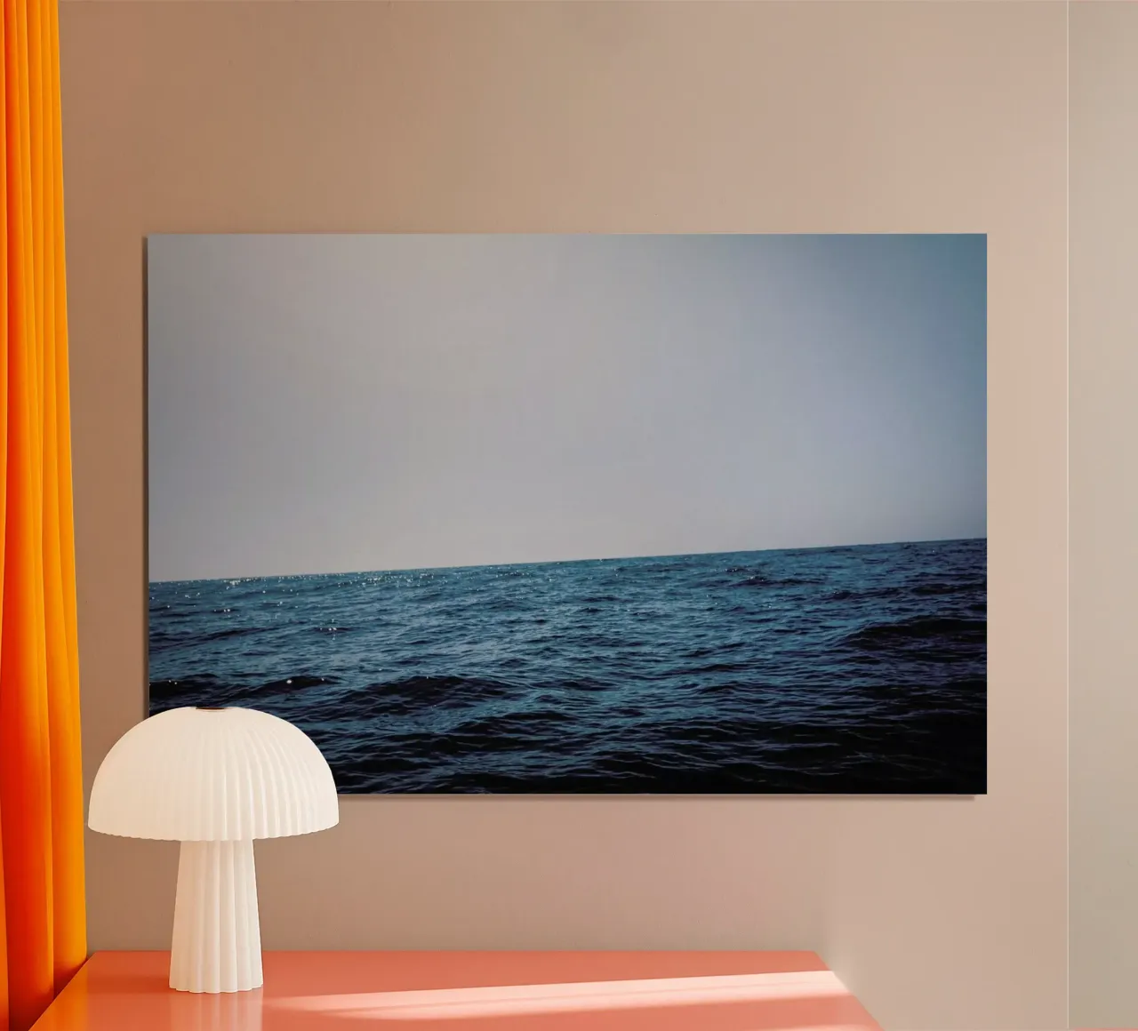 Free on the Sea poster con telaio in plastica da Philipp Reinhard