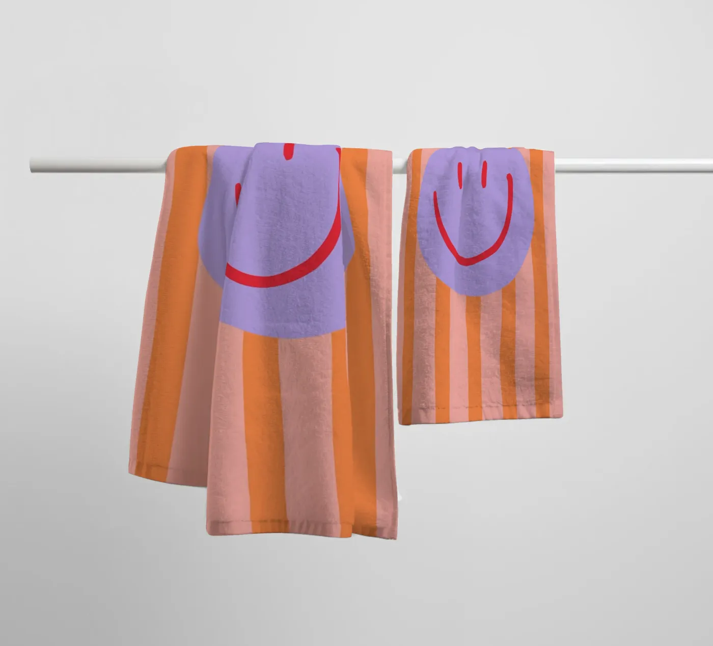 Smile Stripes asciugamano da bagno da KRUTH DESIGN