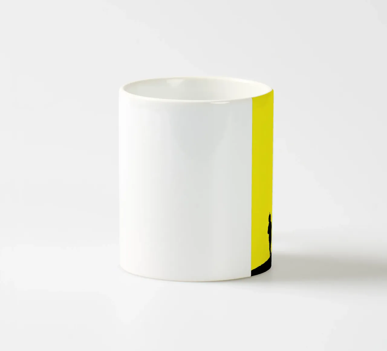Bambino con aquilone - Pop Art tazza in ceramica da ColorCrash Gallery