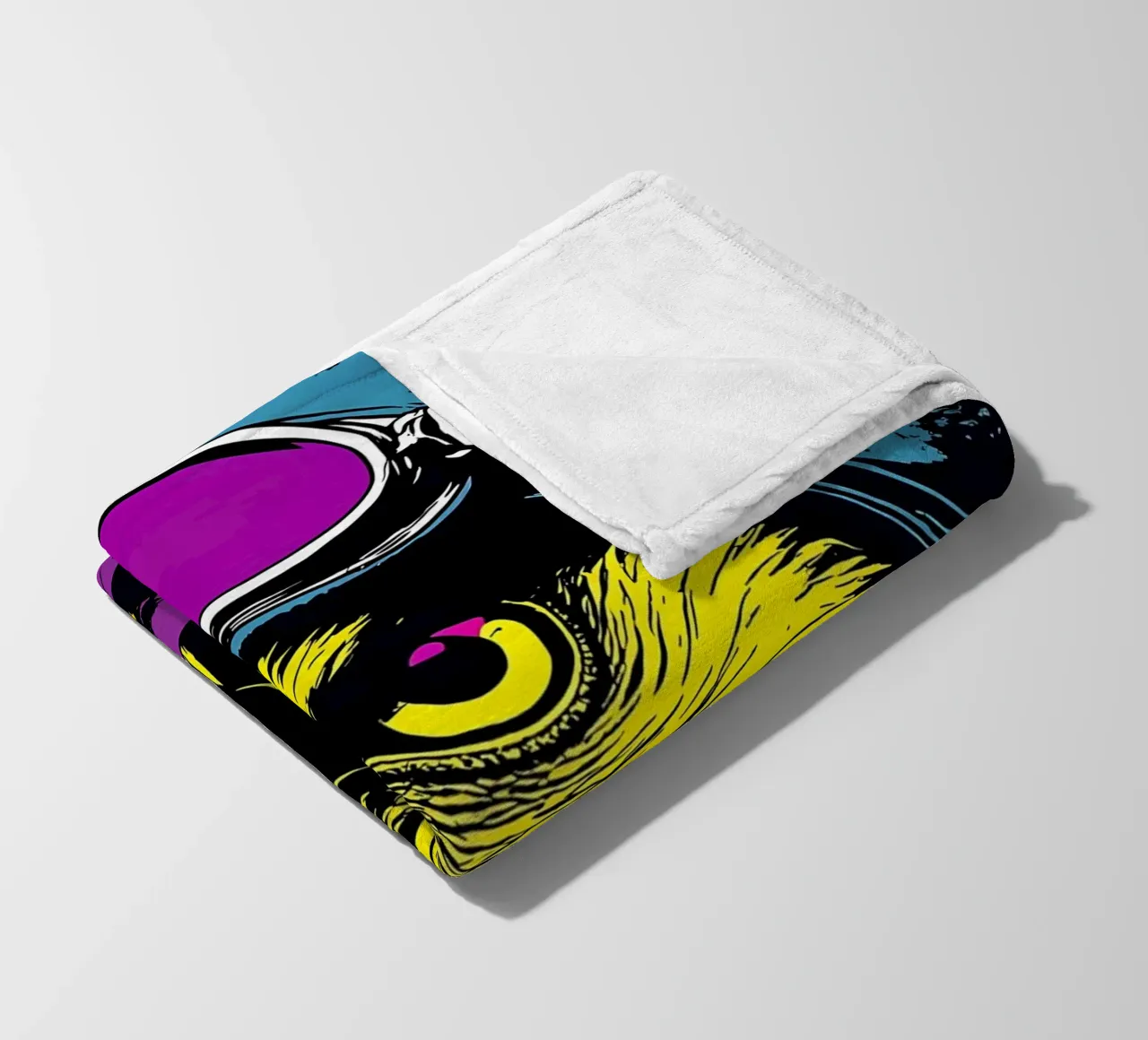 Aquila in occhiali - Pop Art coperta in pile da ColorCrash Gallery