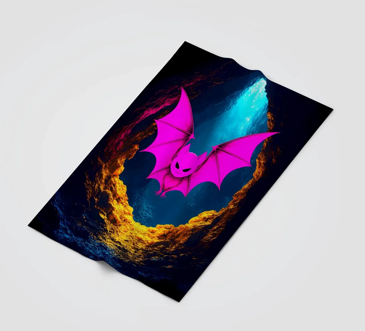 Fledermaus in Höhle - Pop Art Fleecedecke von ColorCrash Gallery