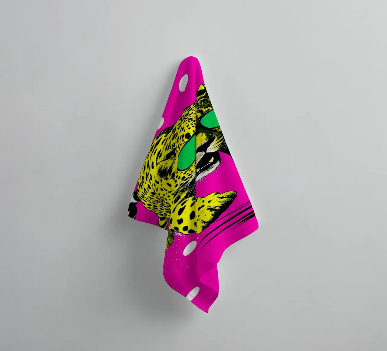 Leopard In Frame - Pop Art towel by ColorCrash Gallery