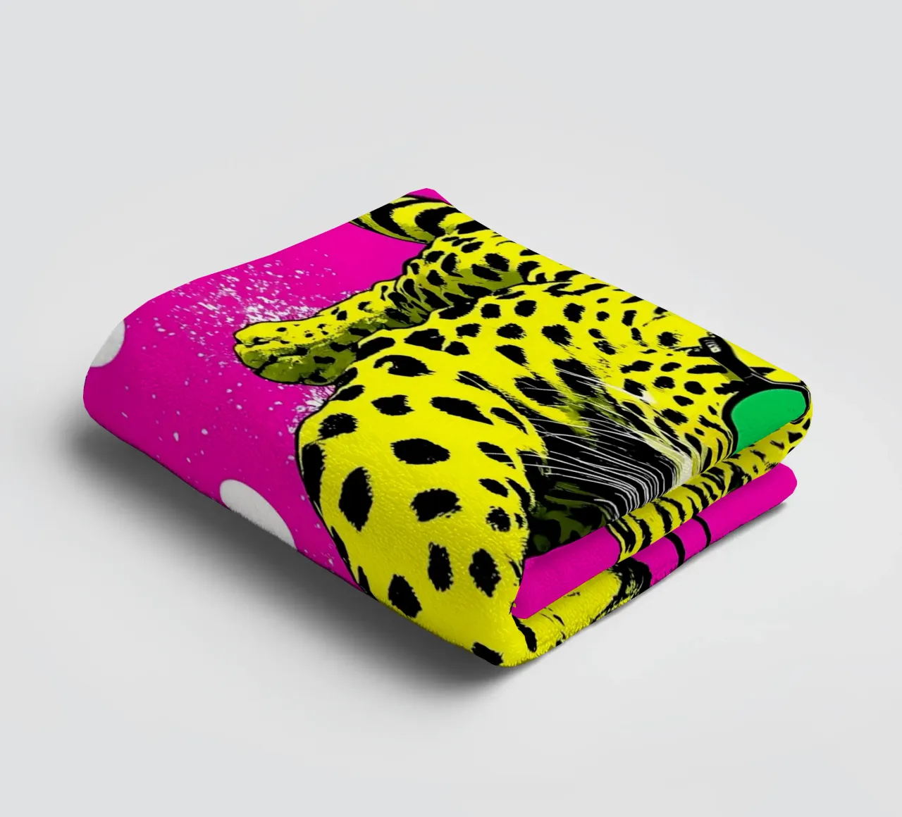 Leopard In Frame - Pop Art towel by ColorCrash Gallery