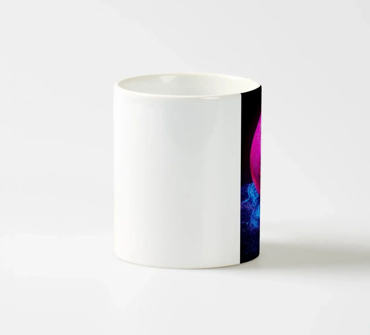 Schneckenhaus - Pop Art Keramik Tasse von ColorCrash Gallery