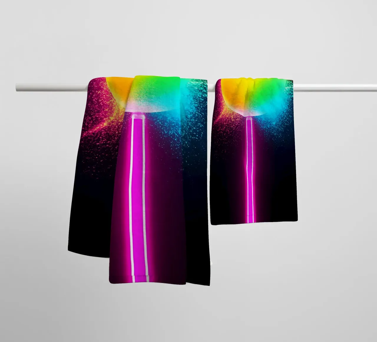 Lecca-lecca al neon - Pop Art asciugamano da bagno da ColorCrash Gallery