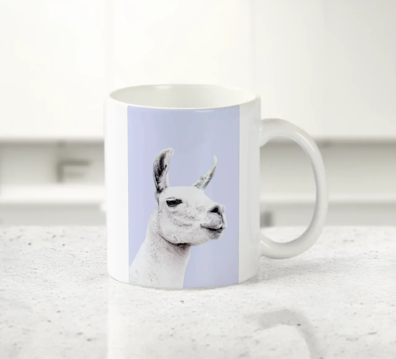 Blue Llama II tazza in ceramica da Victoria Frost