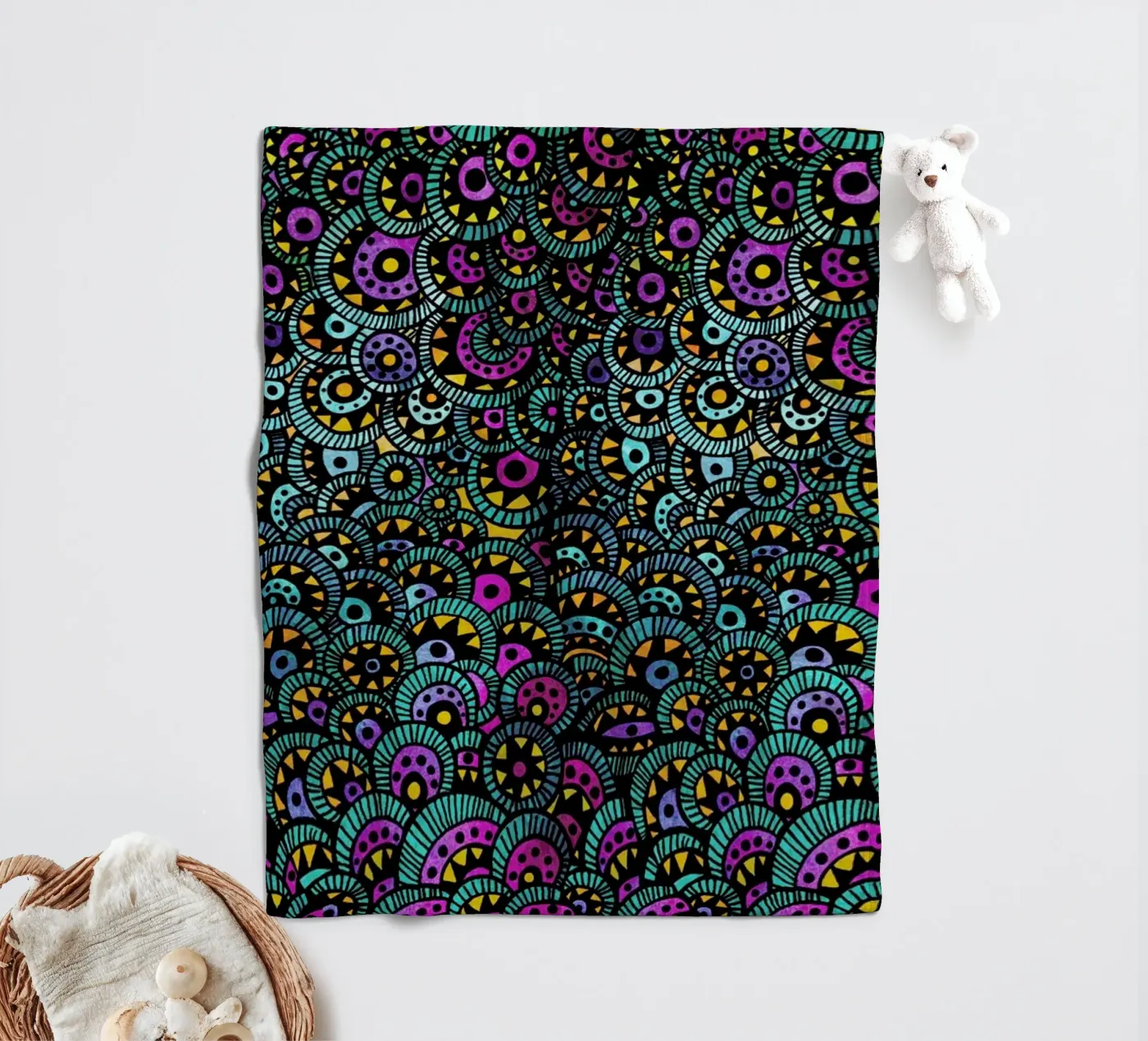 Peacock Tail fleecedeken van Pom Graphic Design