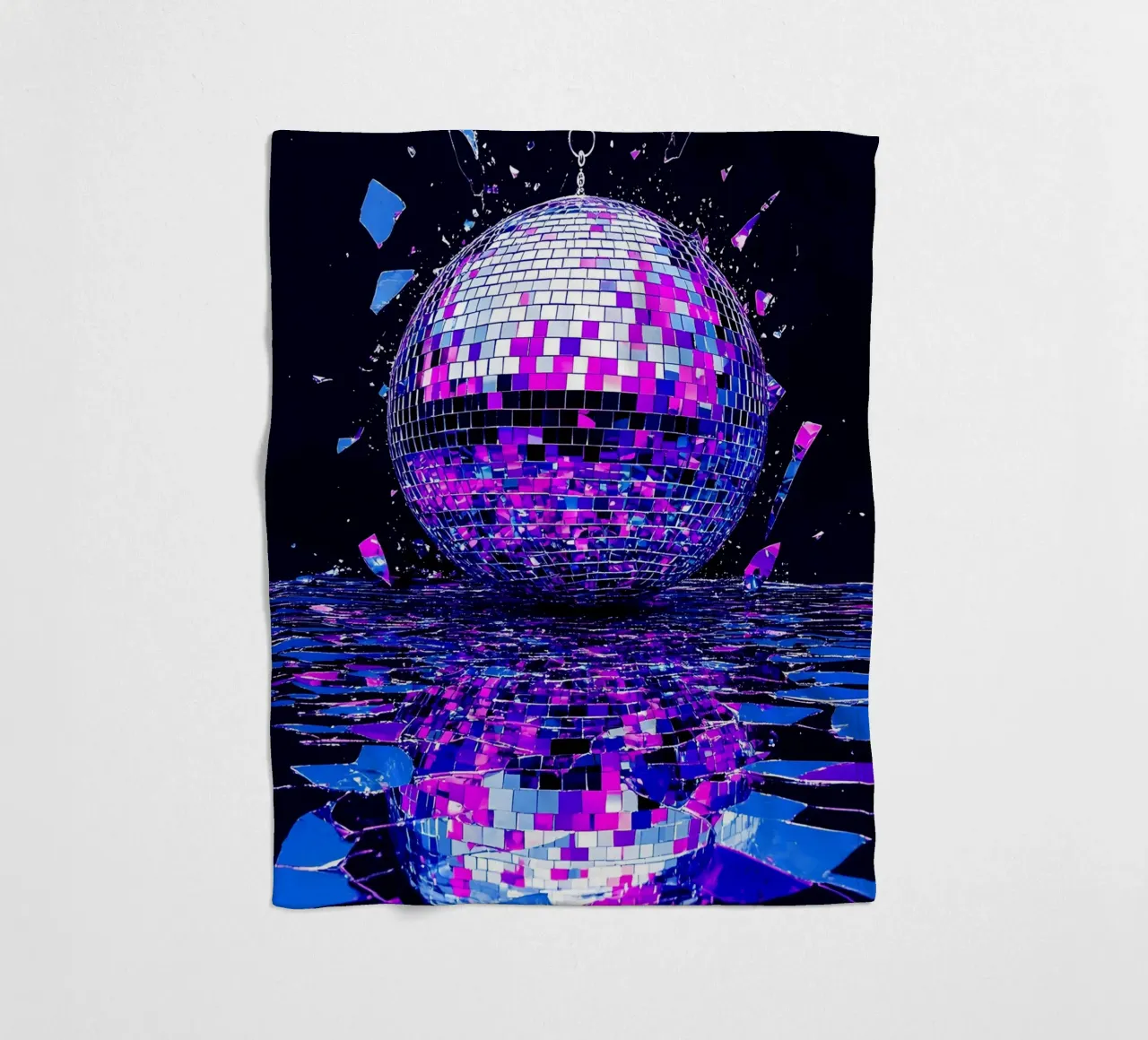 Palla da discoteca in frantumi - Pop Art coperta in pile da ColorCrash Gallery