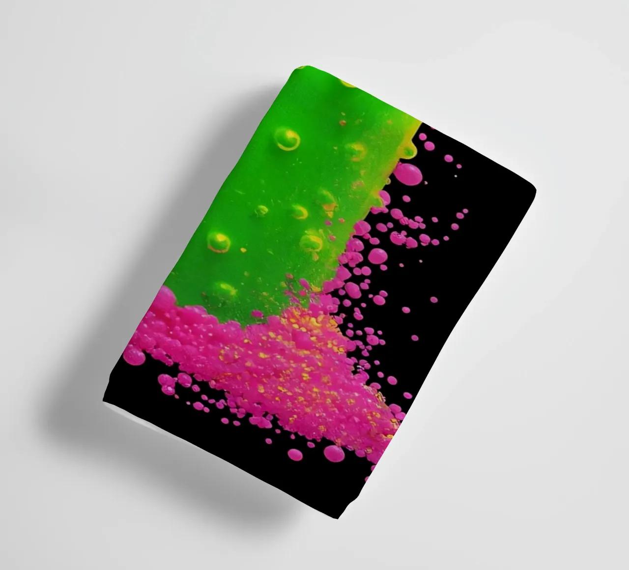 Lata de refresco - Pop Art toalla de baño de ColorCrash Gallery