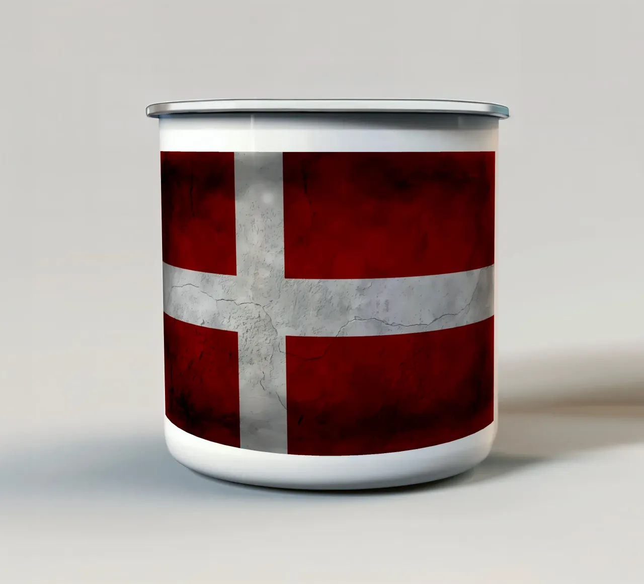 Danimarca bandiera d'epoca tazza in smalto da Joshua A Holmes