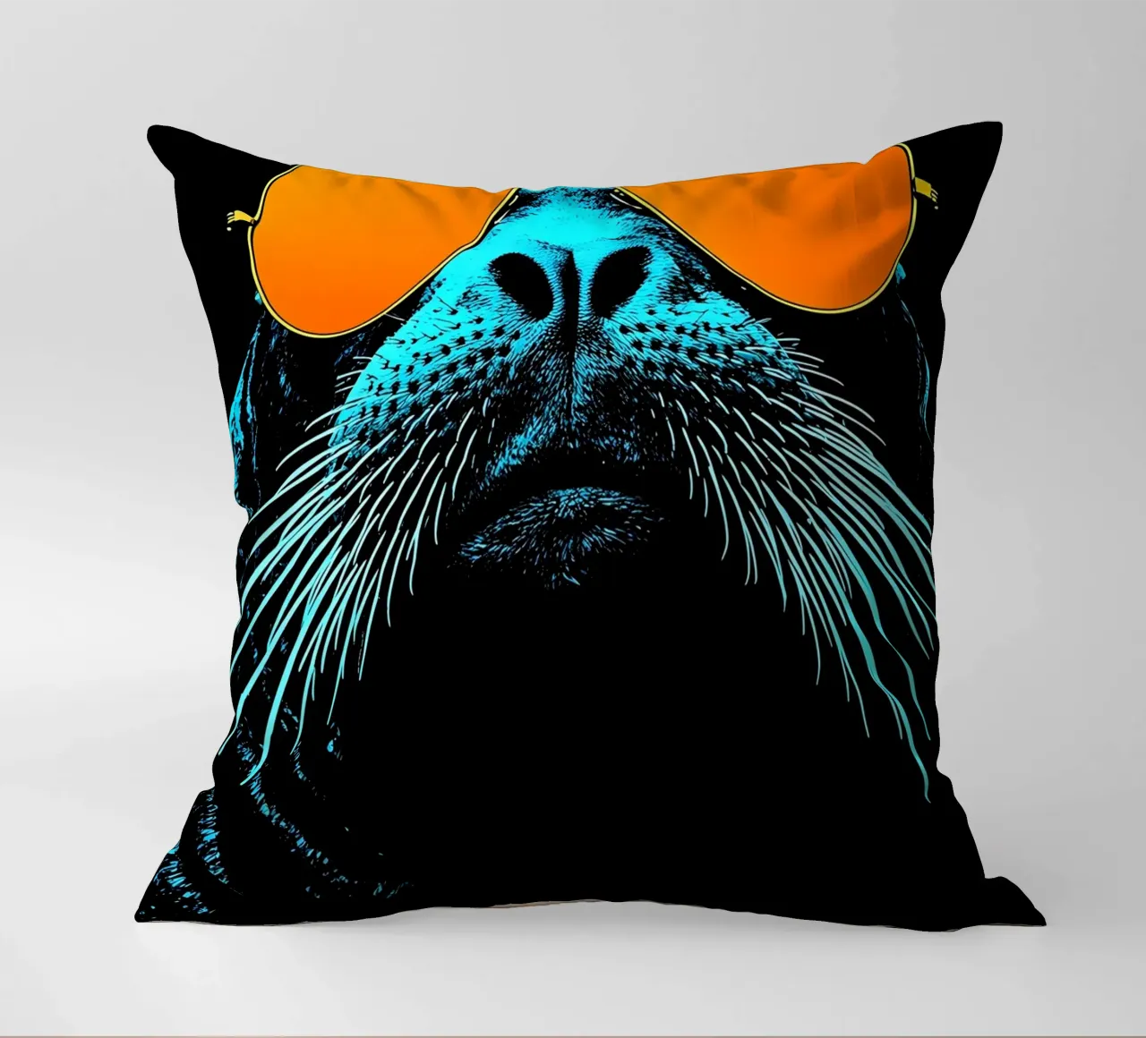 Sigillo con occhiali da sole - Pop Art cuscino da ColorCrash Gallery