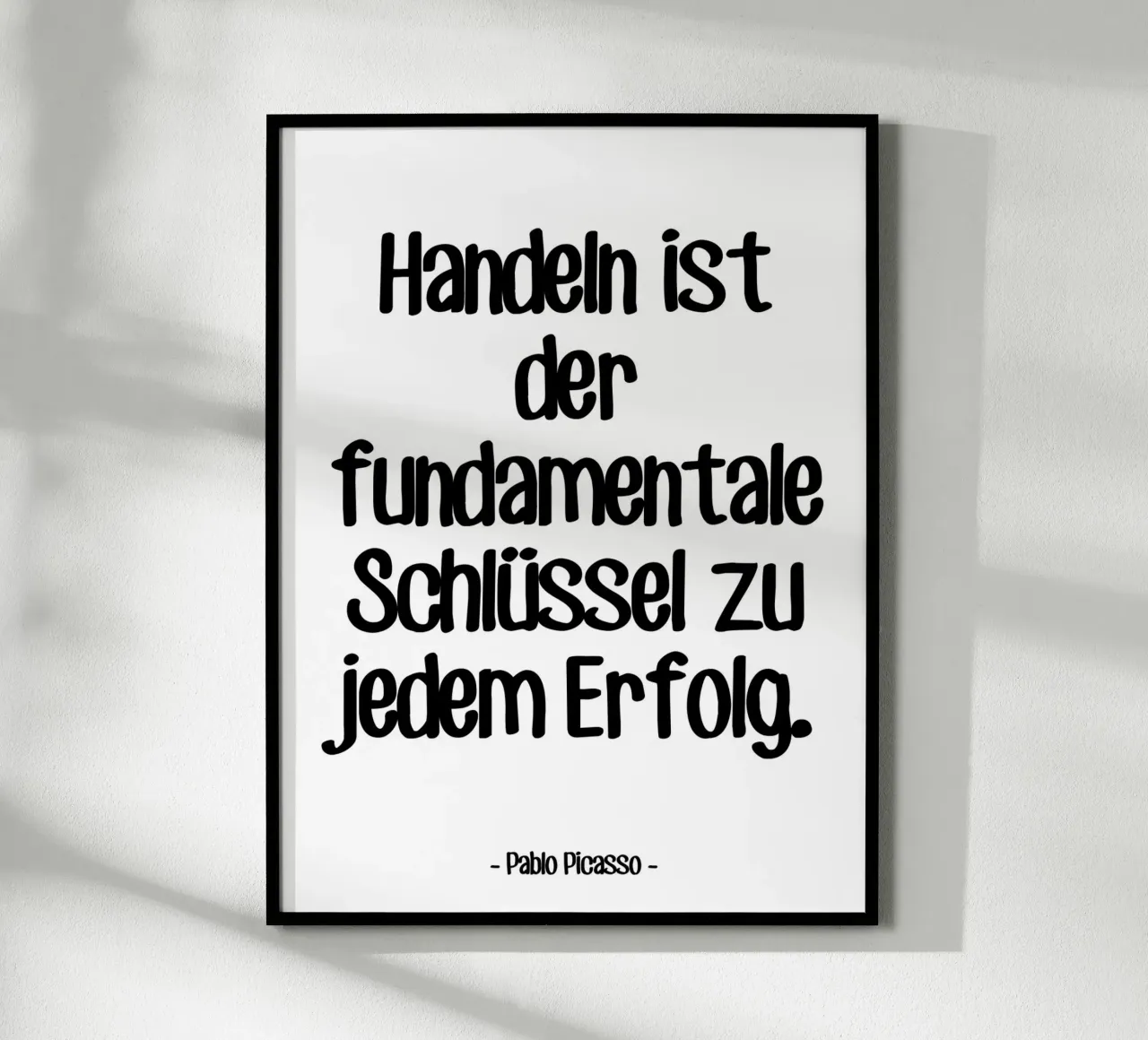 Successo citazione di Pablo Picasso poster con telaio in alluminio da Wall of Words