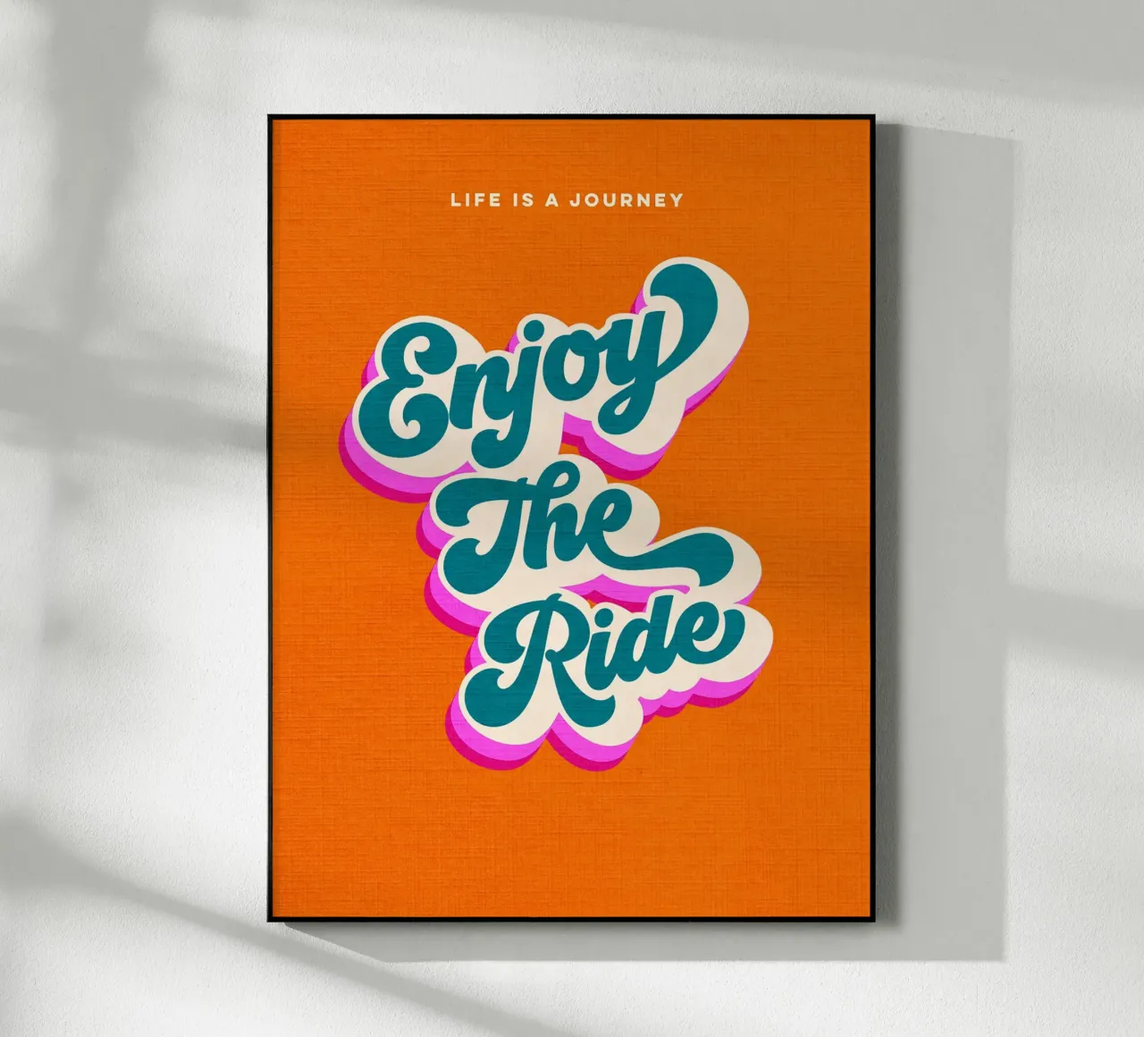 Life is a Journey, Enjoy the Ride - Tipografía retro metacrilato de Dominique Vari Words