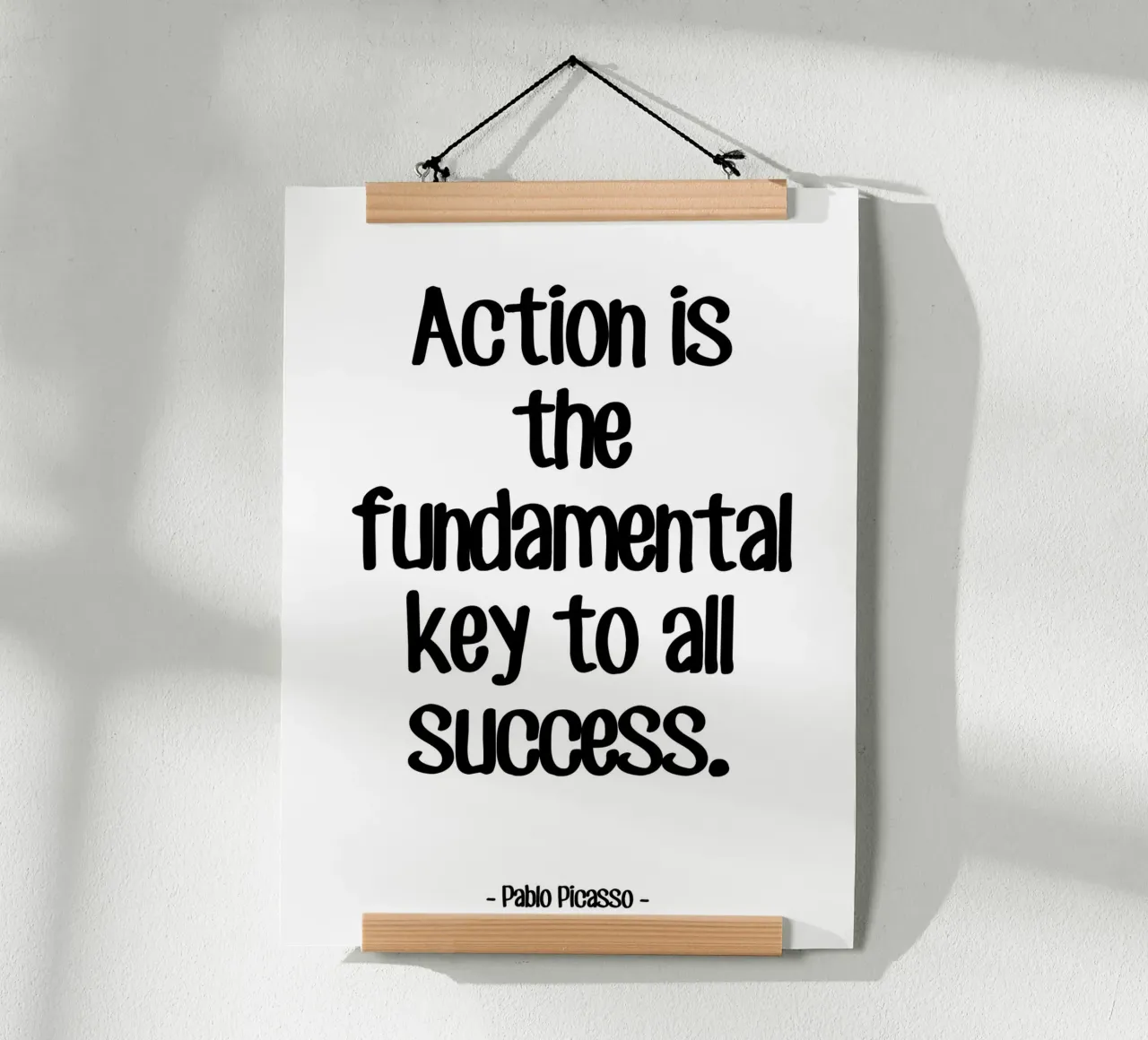 Succes citaat door Pablo Picasso poster met aluminium frame van Wall of Words