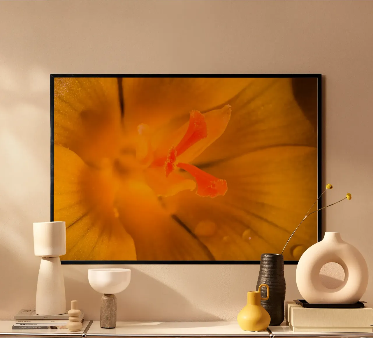 Tige de fleur d'un crocus jaune hahnemühle de Marcus Beckert | Fotografie