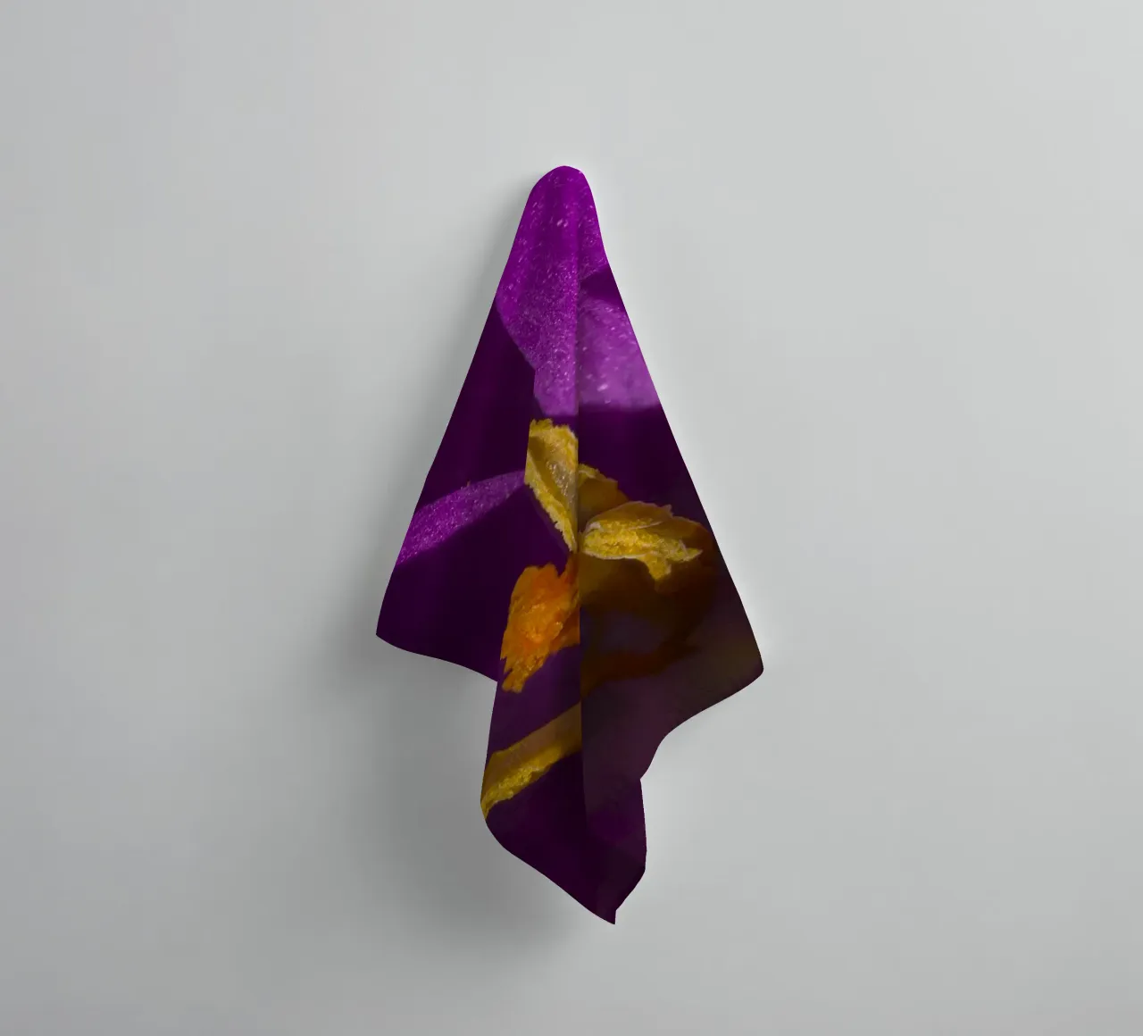 Purple crocus in spring towel by Marcus Beckert | Fotografie