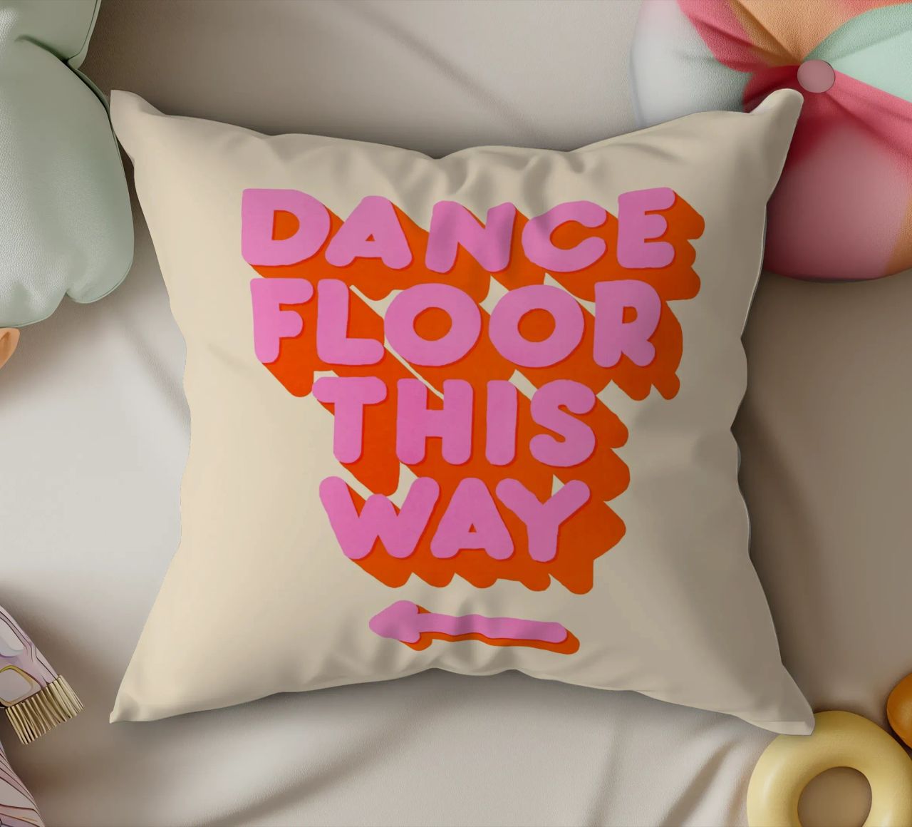 Retro "Dance Floor This Way" Typography Art Print cuscino da showmemars