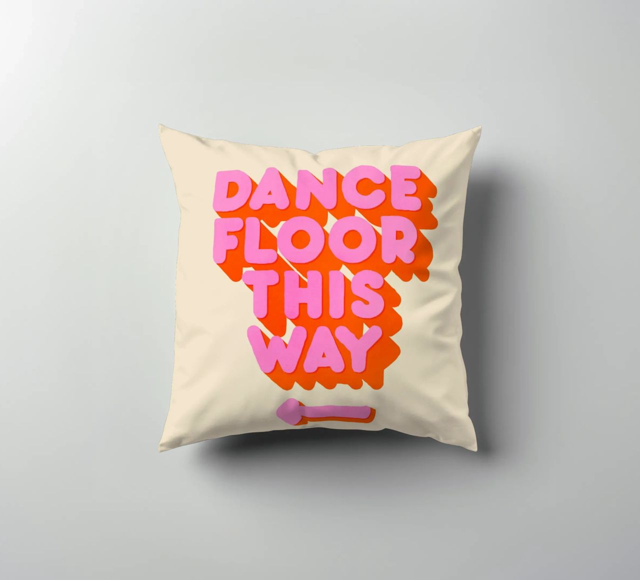 Retro "Dance Floor This Way" Typography Art Print cuscino da showmemars