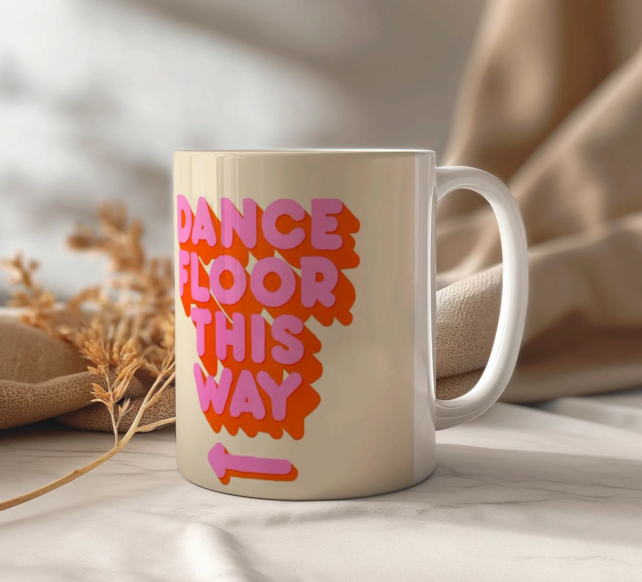 Retro "Dance Floor This Way" Typography Art Print tazza in ceramica da showmemars