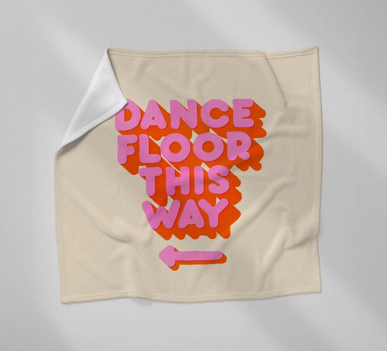 Retro "Dance Floor This Way" Typography Art Print coperta in pile da showmemars