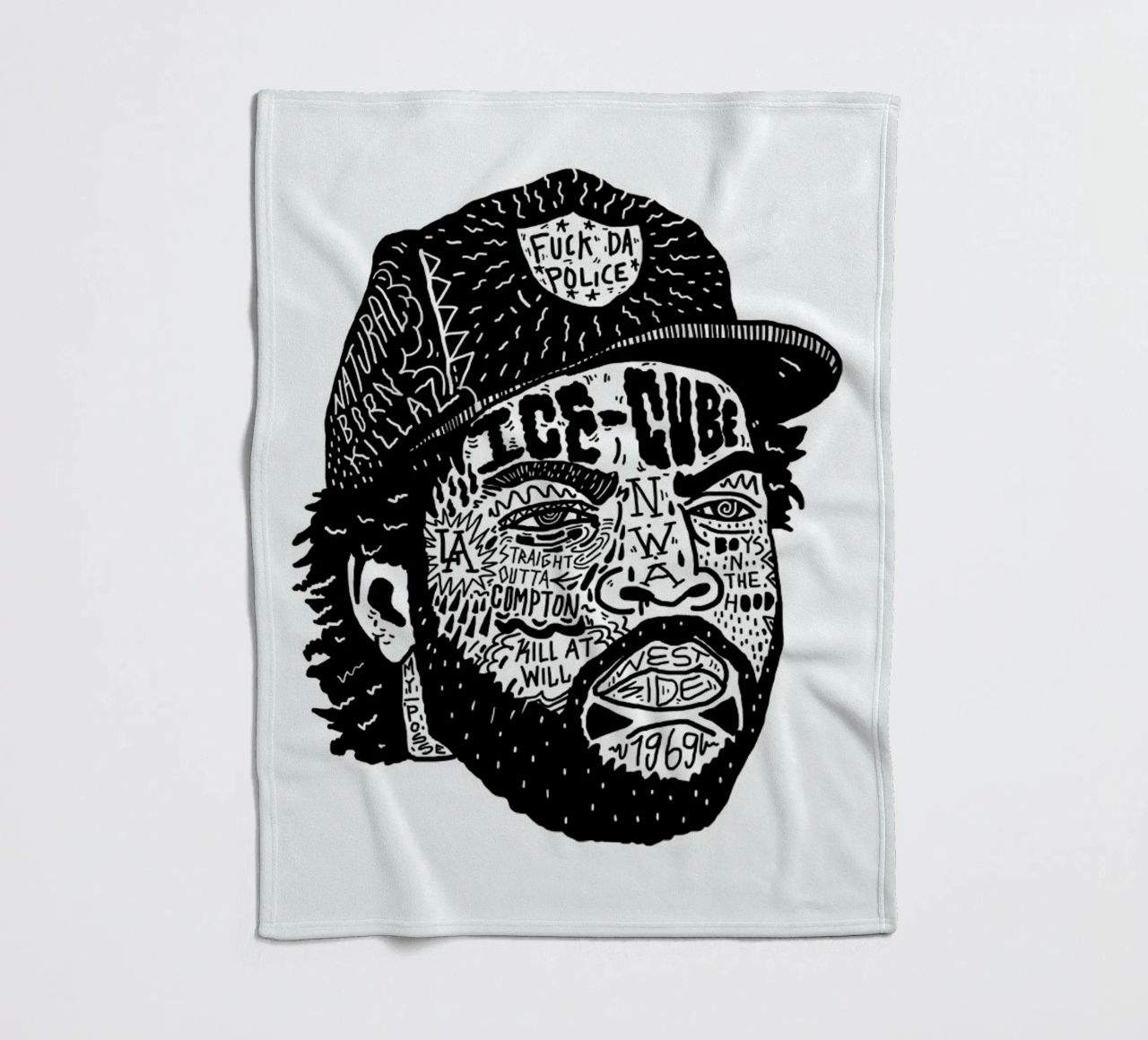 Ice Cube coperta in pile da Nick Cocozza