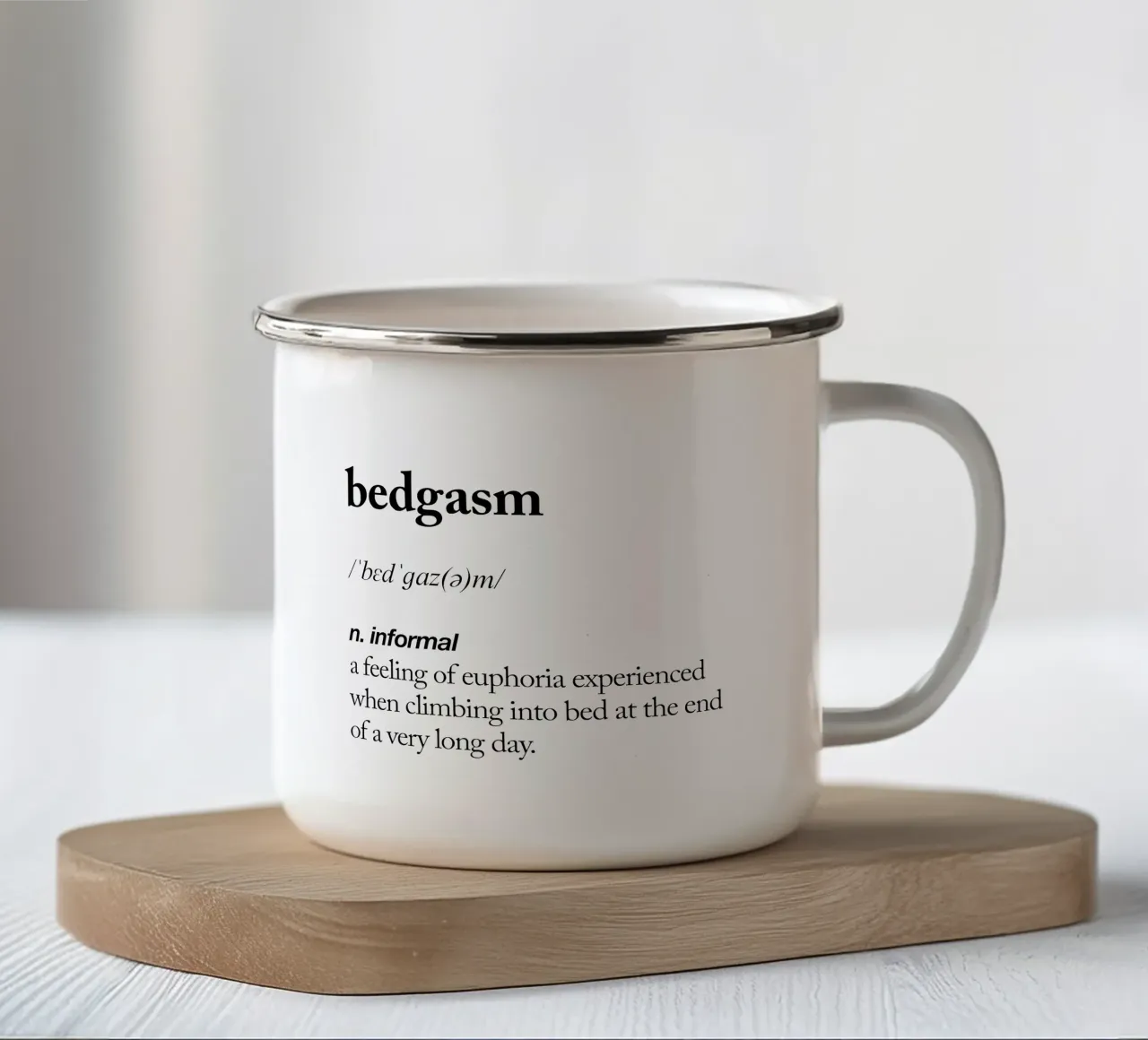 Bedgasm tazza in smalto da THE MOTIVATED TYPE