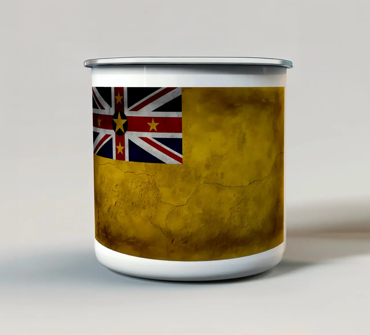 Bandiera vintage di Niue tazza in smalto da Joshua A Holmes