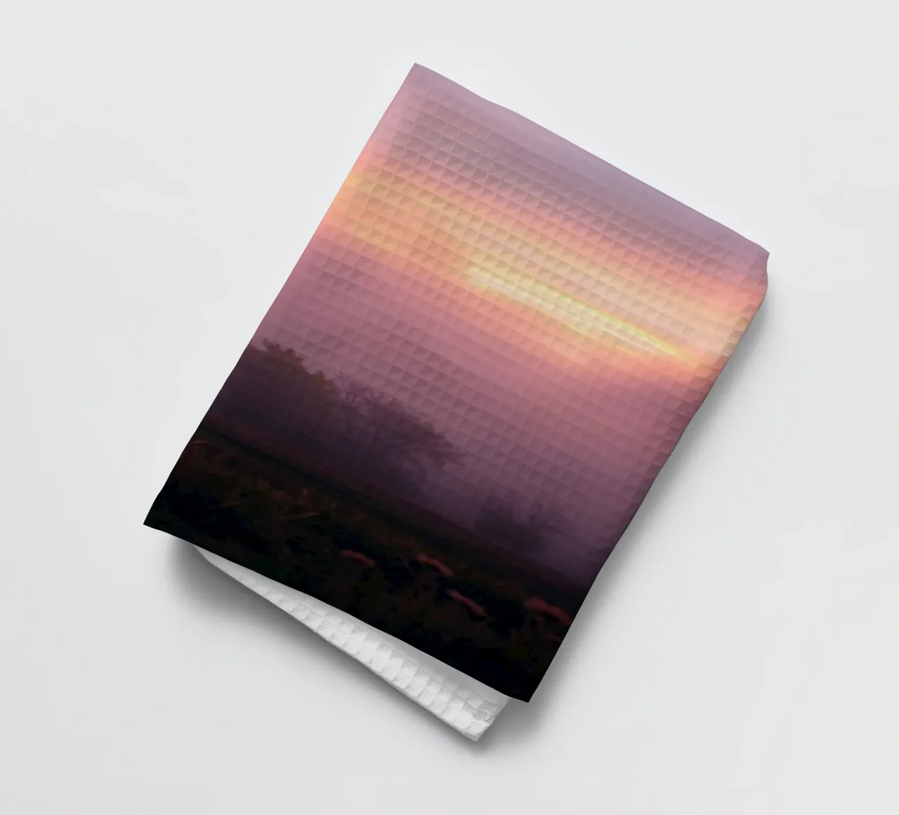 Superbe papier peint abstrait avec paysage brumeux à l'aube torchon de DesignDoodle